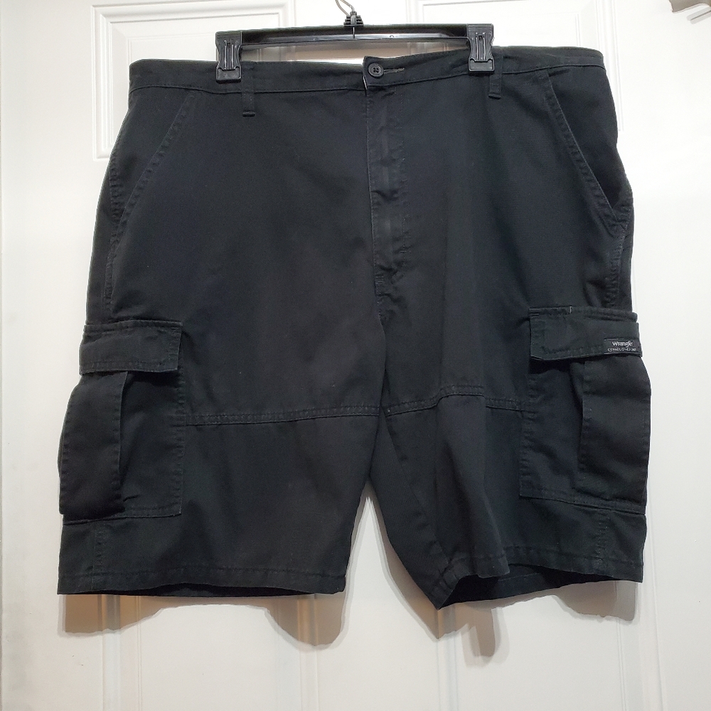 Wrangler Men's Black Cargo Shorts size 40 - Picture 16 of 16